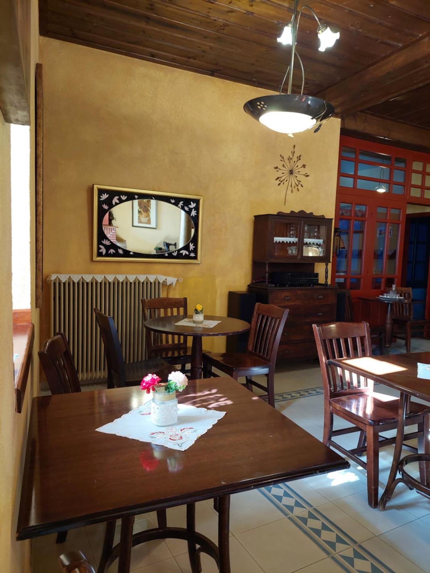 House Mitsiou Traditional Inn Арнайа Екстериор снимка